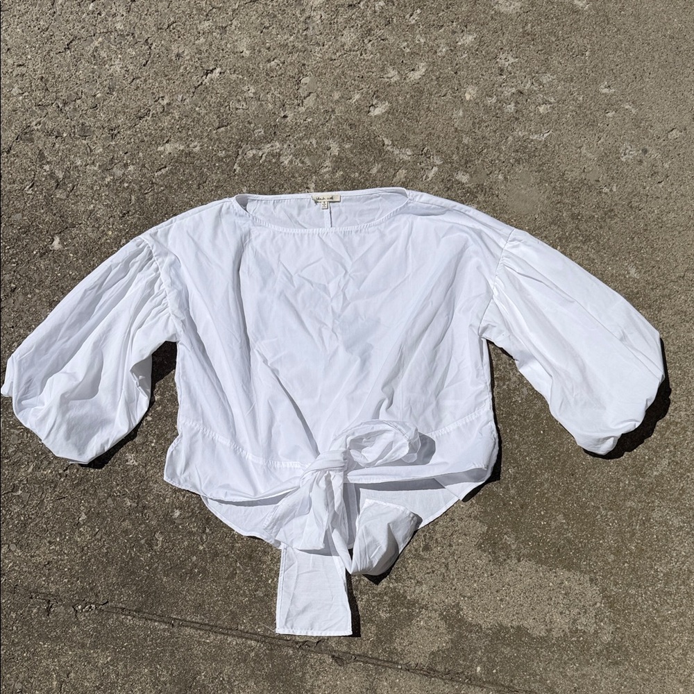 Tie-Front Puff Sleeve Blouse